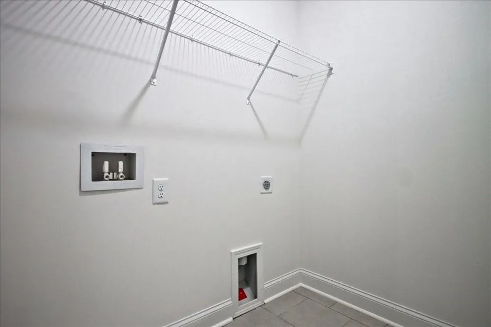 5956 Spring Way Stonecrest, GA 30038