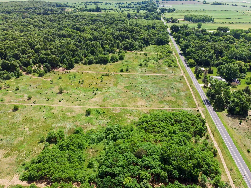 County Road 352 Decatur, MI 49045