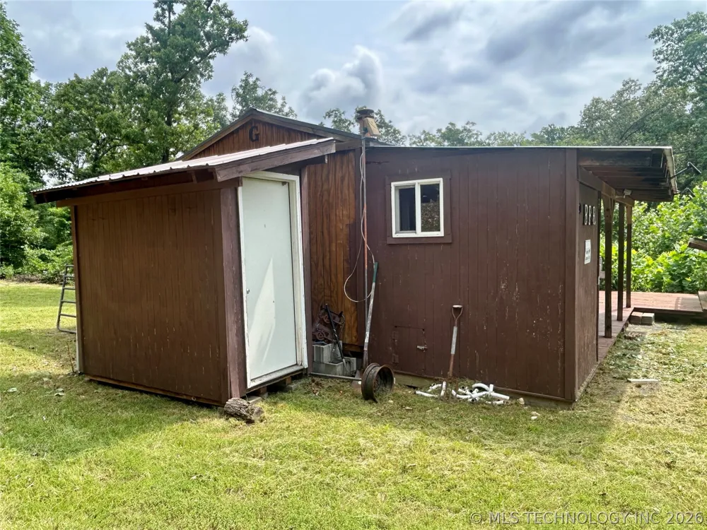463501 E 820 ROAD Stilwell, OK 74960