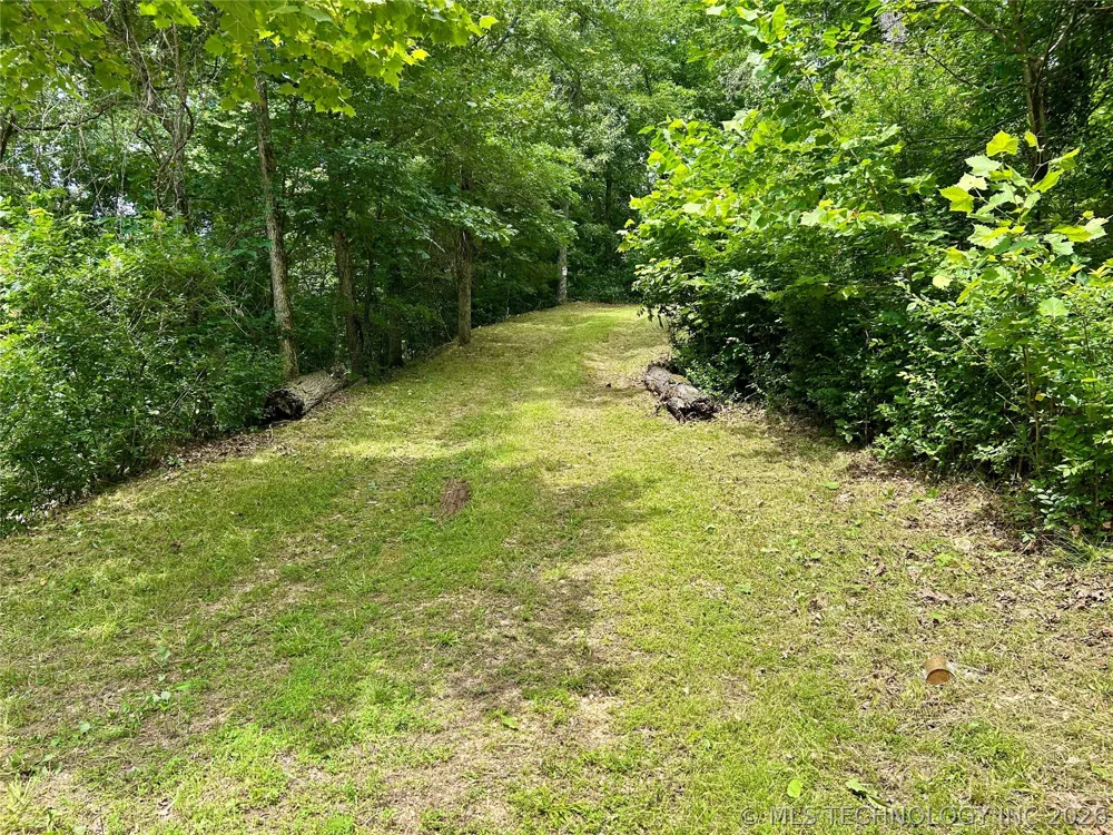 463501 E 820 ROAD Stilwell, OK 74960