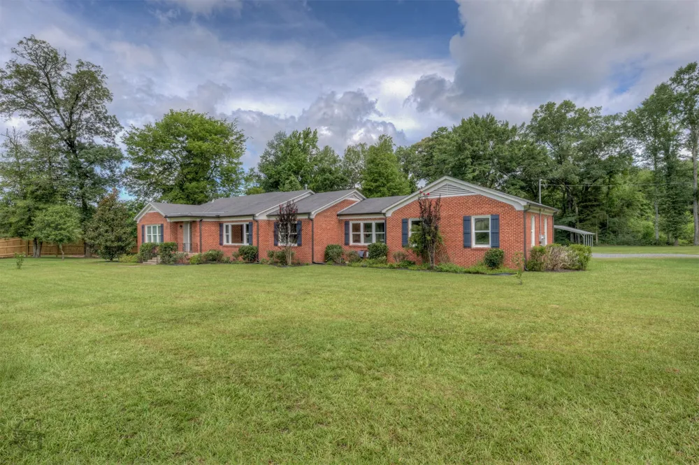 3065 Highway 155 Coushatta, LA 71019