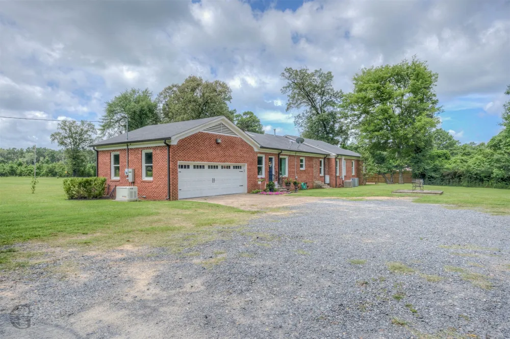 3065 Highway 155 Coushatta, LA 71019