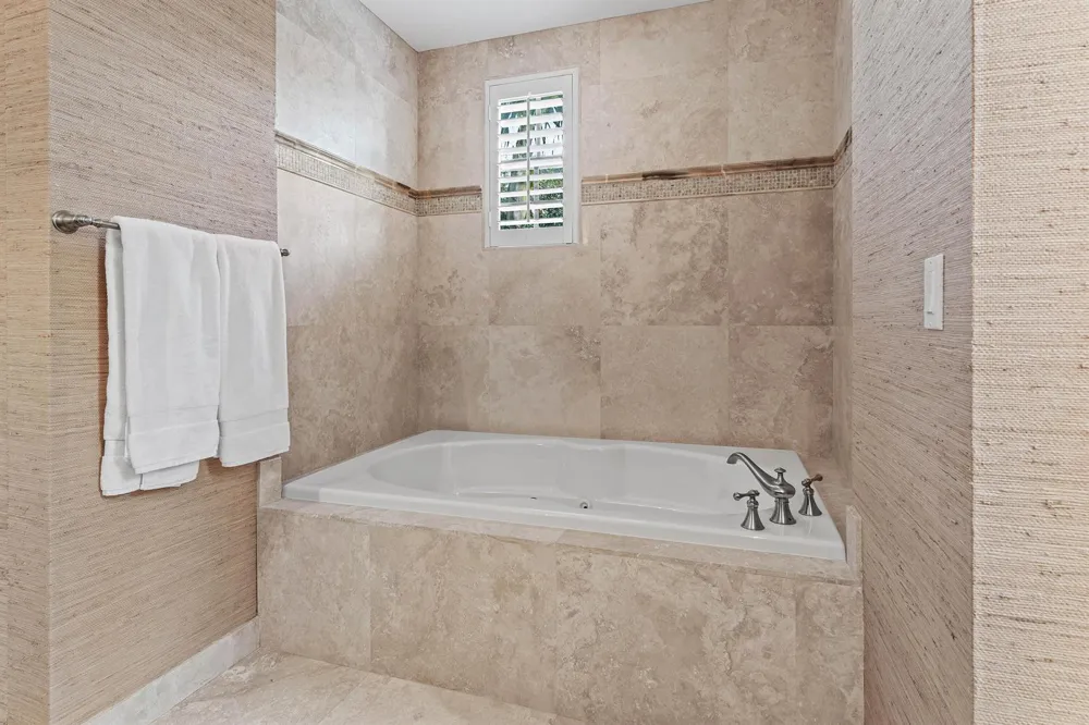 110 Gleason Street #203 Delray Beach, FL 33483