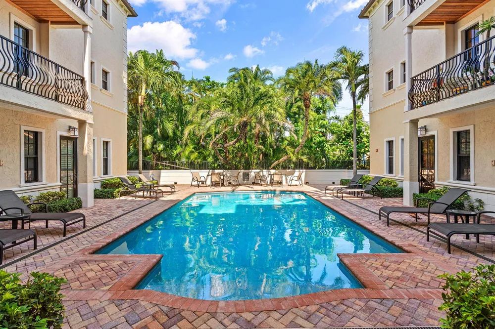 110 Gleason Street #203 Delray Beach, FL 33483