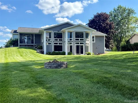 3780 Lake Lapeer Drive