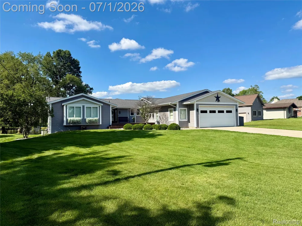 3780 Lake Lapeer Drive Elba Township, MI 48455