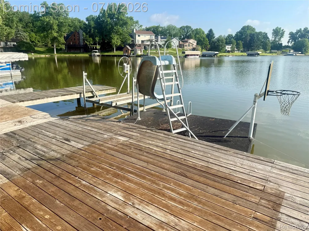 3780 Lake Lapeer Drive Elba Township, MI 48455