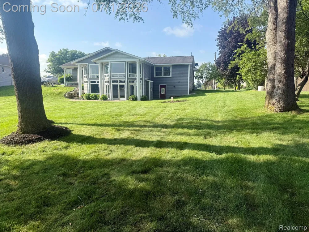 3780 Lake Lapeer Drive Elba Township, MI 48455