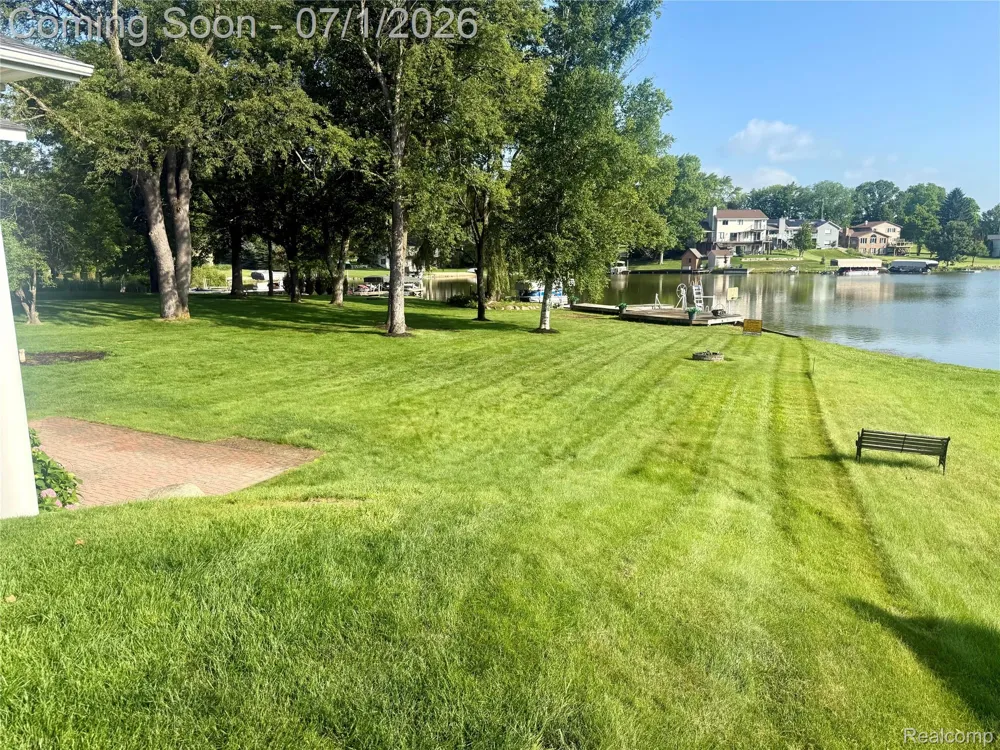 3780 Lake Lapeer Drive Elba Township, MI 48455