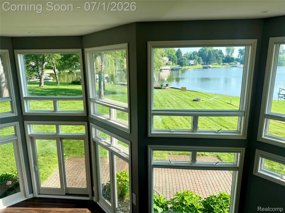 3780 Lake Lapeer Drive Elba Township, MI 48455
