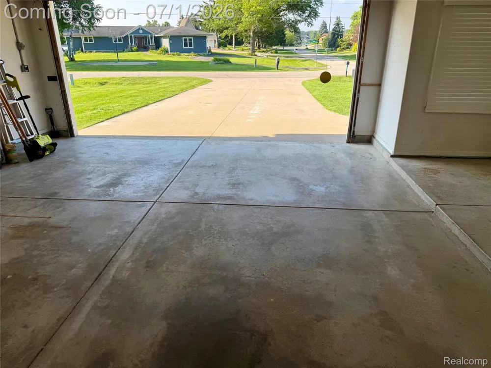 3780 Lake Lapeer Drive Elba Township, MI 48455
