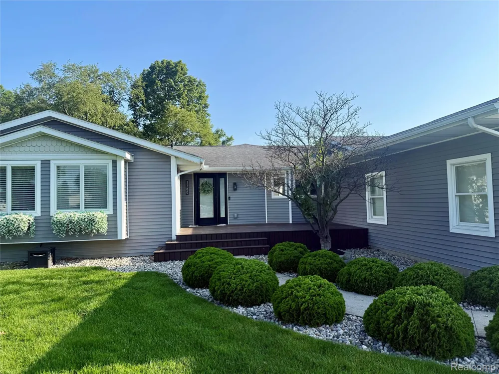 3780 Lake Lapeer Drive Elba Township, MI 48455