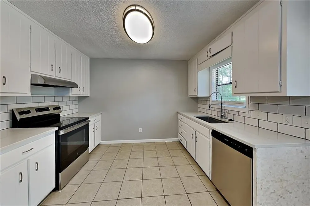 1775 Cumberland Trace Acworth, GA 30102