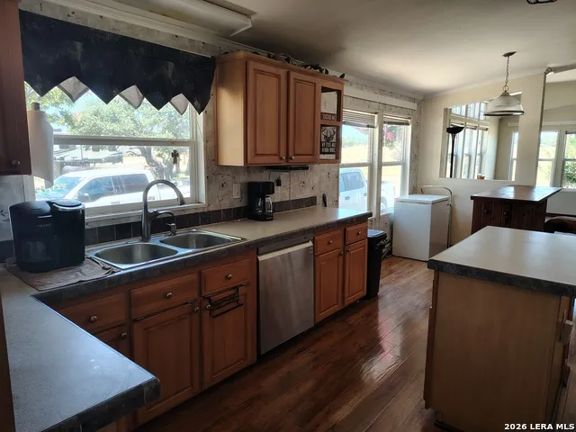 988 S D 71600 Rocksprings, TX 78880
