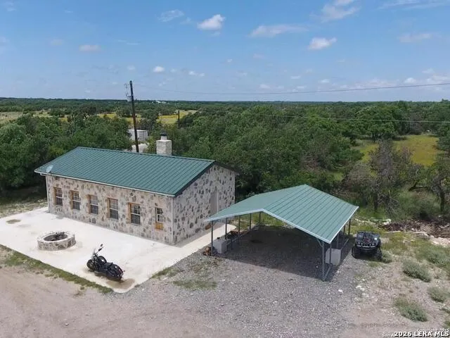 988 S D 71600 Rocksprings, TX 78880