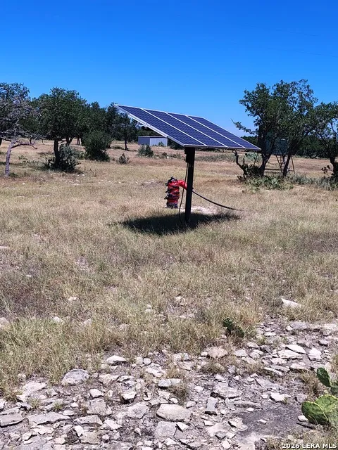 988 S D 71600 Rocksprings, TX 78880