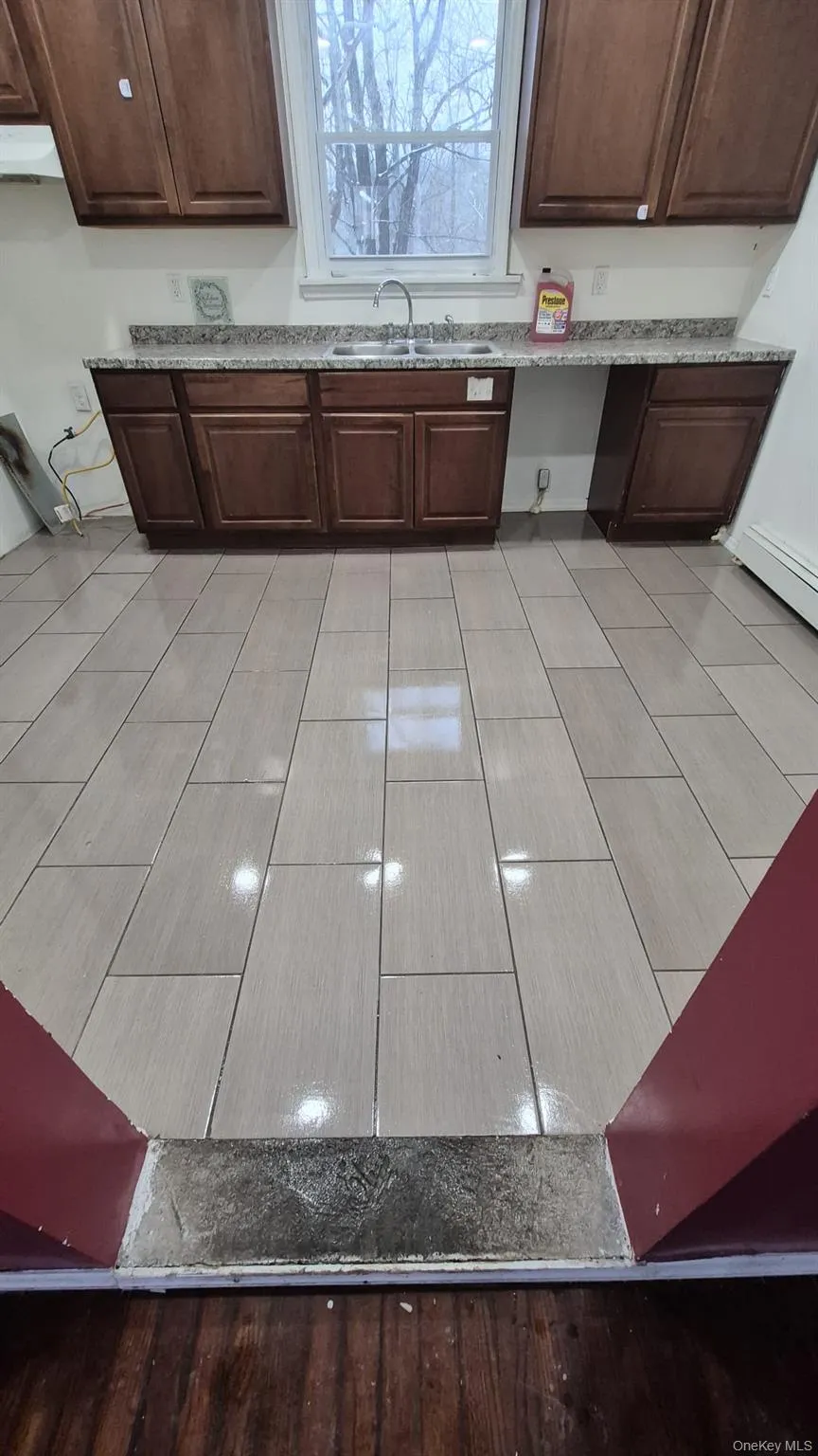 6221 State Route 42 Woodbourne, NY 12788