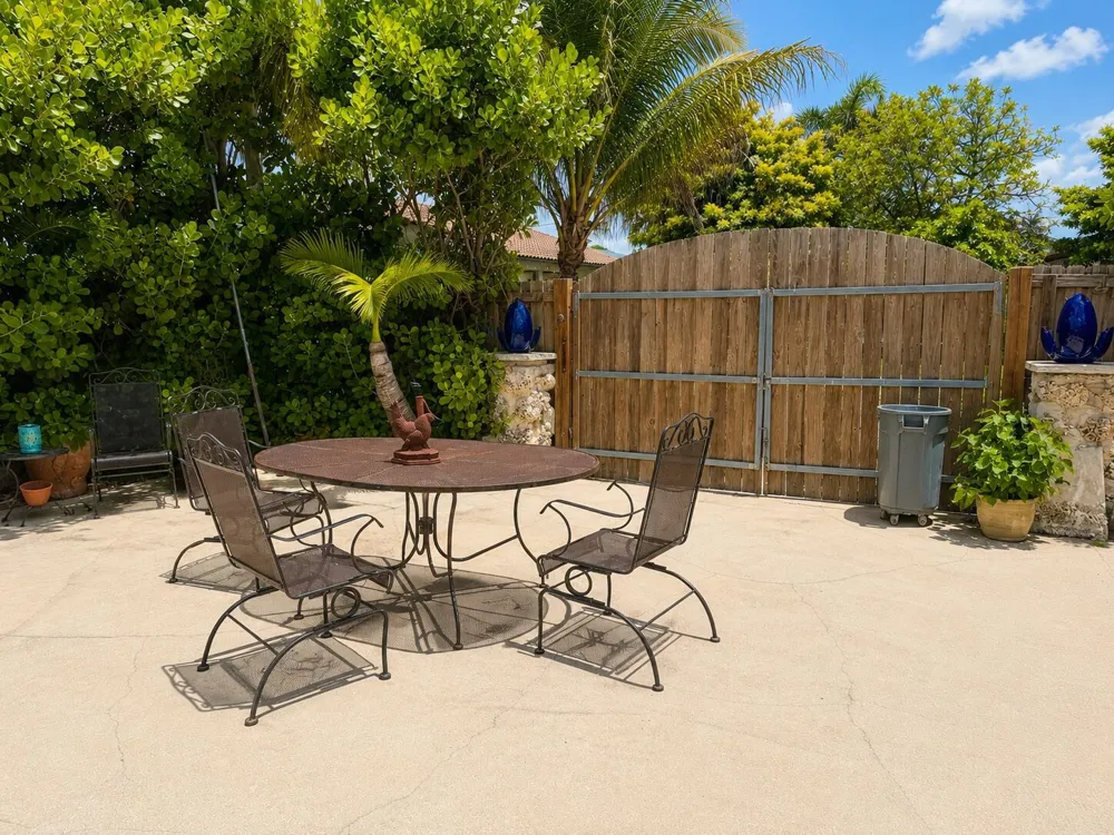 17202 SW 149th Place Miami, FL 33187