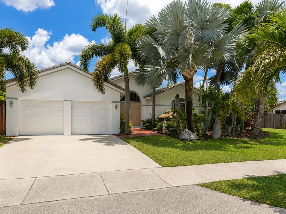 17202 SW 149th Place Miami, FL 33187