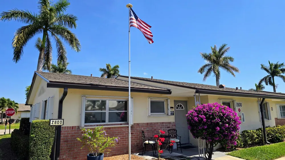 2800 Ashley Drive E #B West Palm Beach, FL 33415