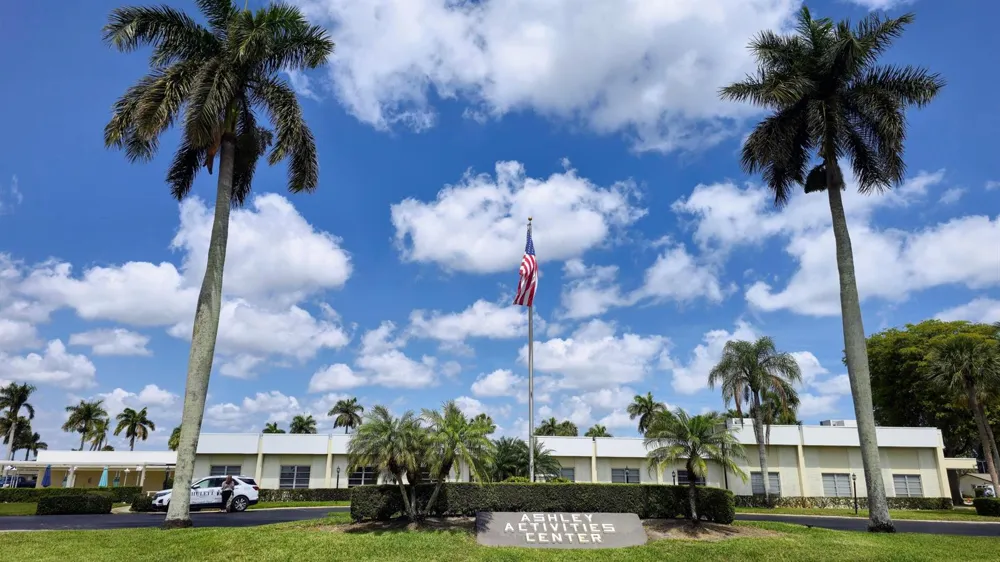 2800 Ashley Drive E #B West Palm Beach, FL 33415