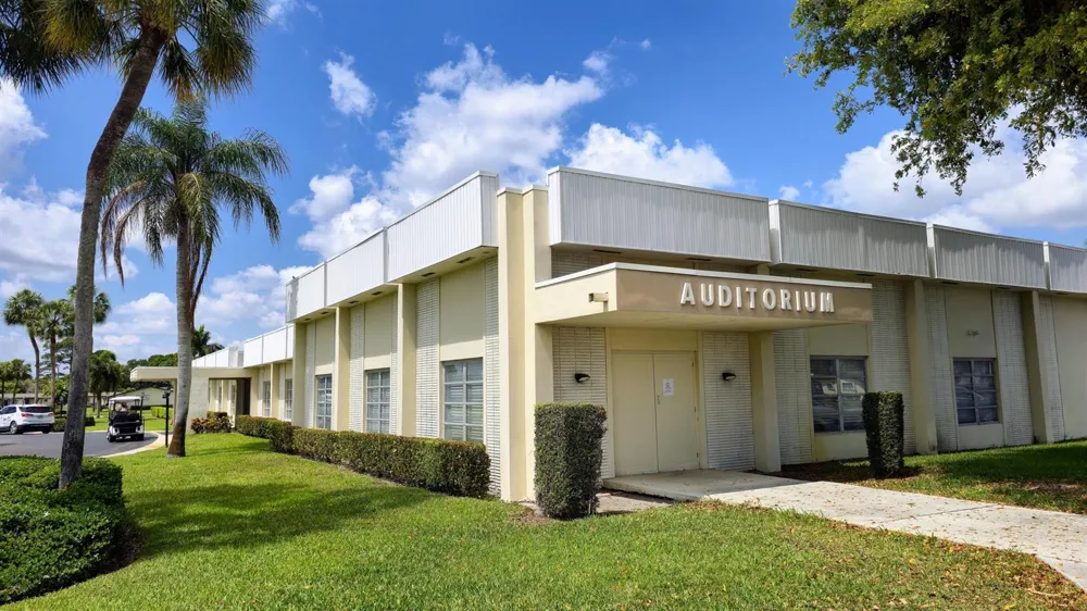 2800 Ashley Drive E #B West Palm Beach, FL 33415