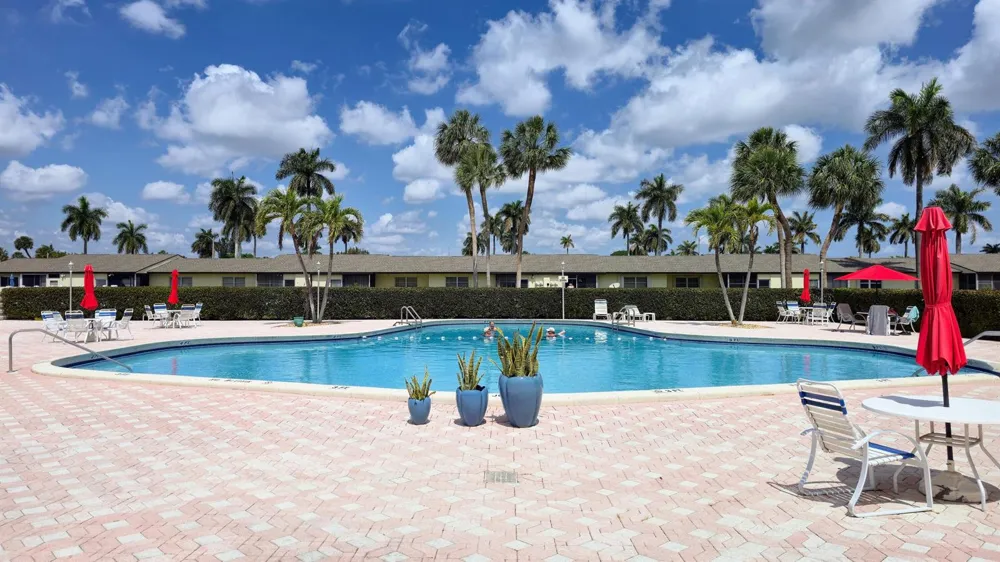 2800 Ashley Drive E #B West Palm Beach, FL 33415