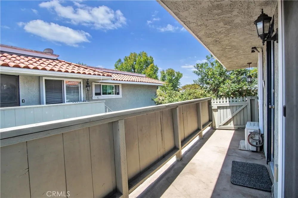2423 Deodar Santa Ana, CA 92705