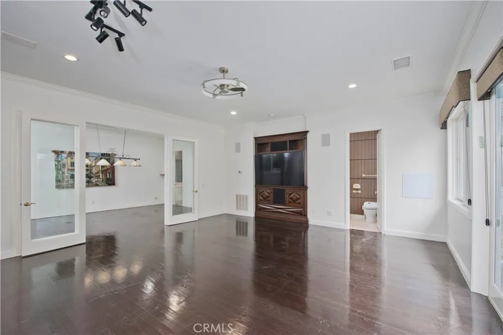 5607 Manley Court Calabasas, CA 91302