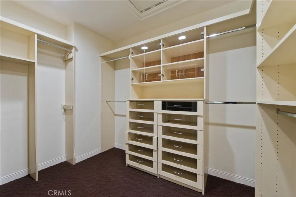 5607 Manley Court Calabasas, CA 91302