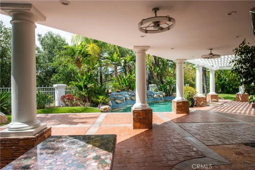 5607 Manley Court Calabasas, CA 91302