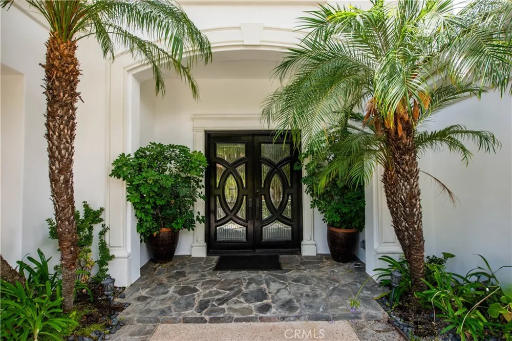 5607 Manley Court Calabasas, CA 91302