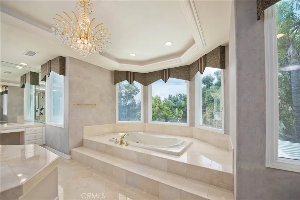 5607 Manley Court Calabasas, CA 91302