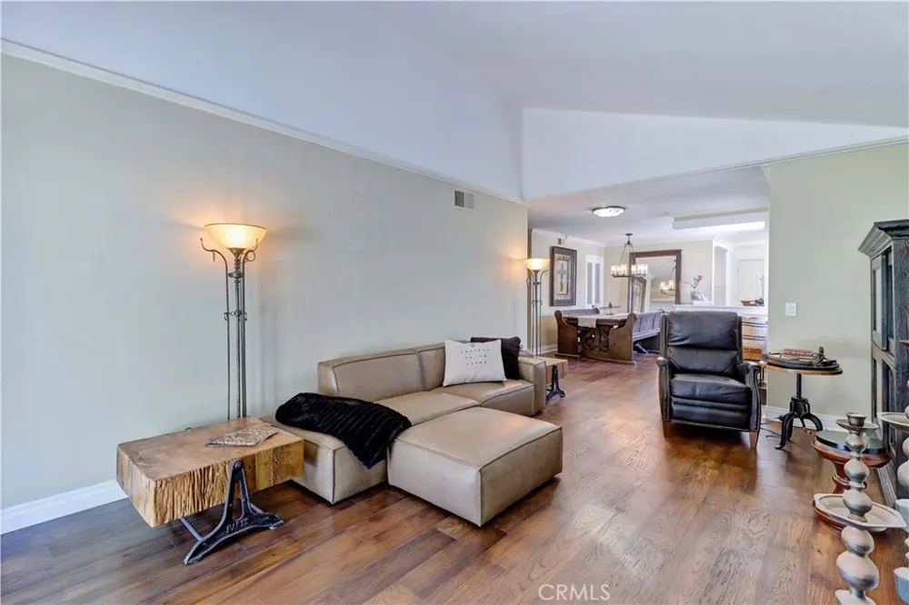 21752 Northwood Lane Lake Forest, CA 92630