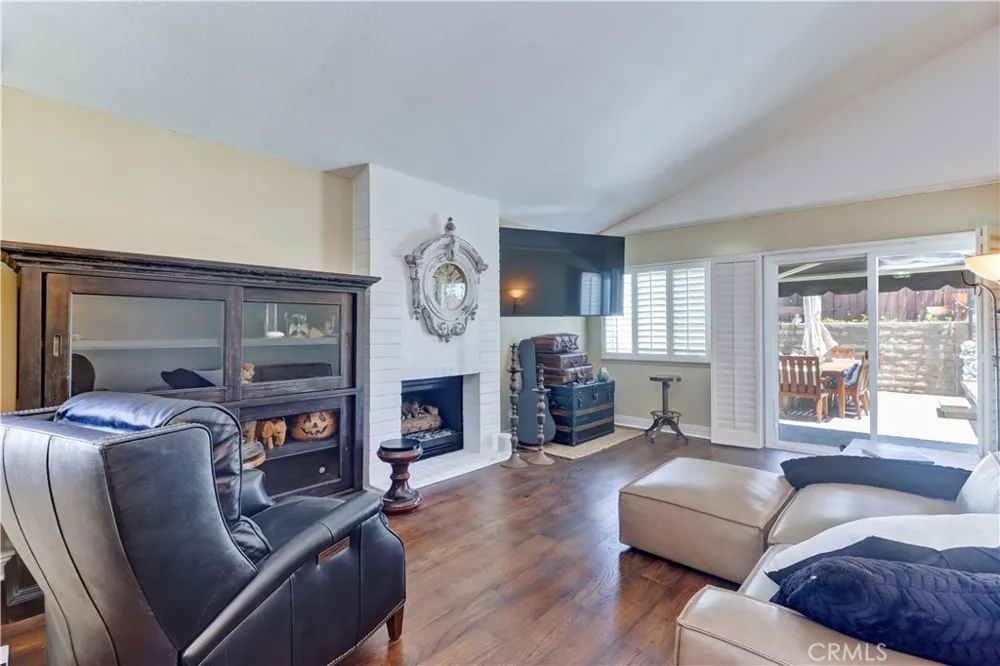 21752 Northwood Lane Lake Forest, CA 92630
