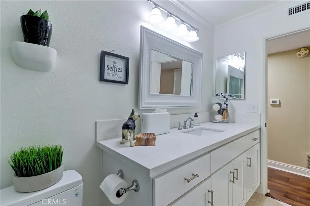 21752 Northwood Lane Lake Forest, CA 92630