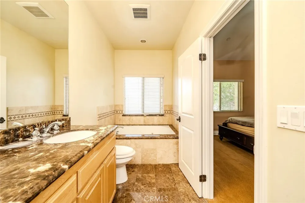 2702 Gates Avenue #A Redondo Beach, CA 90278