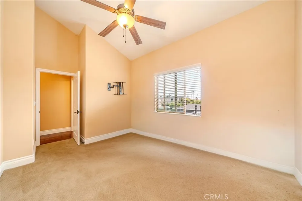 2702 Gates Avenue #A Redondo Beach, CA 90278