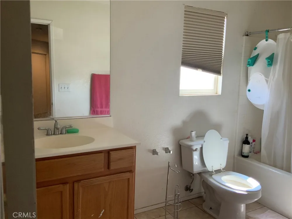 13951 Jockey Ln Victorville, CA 92394