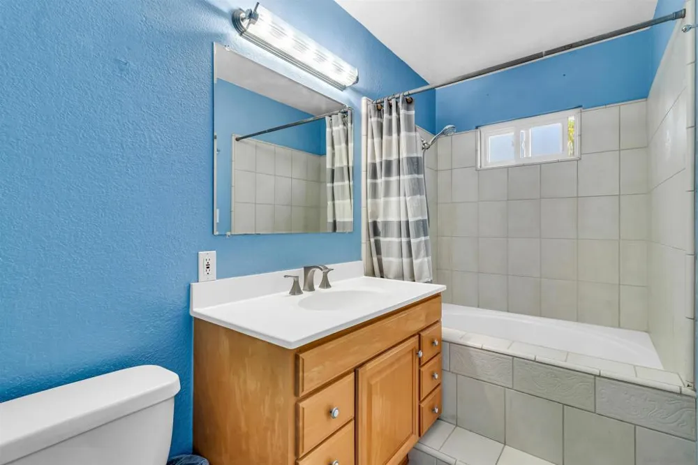 7310 Hamlet Ave. San Diego, CA 92120