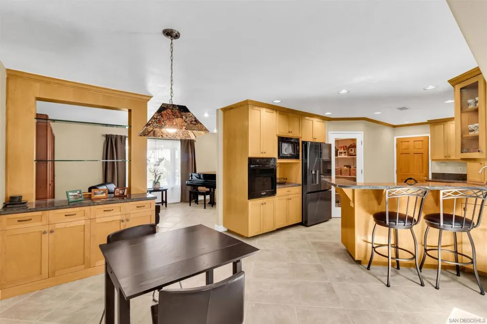 7310 Hamlet Ave. San Diego, CA 92120