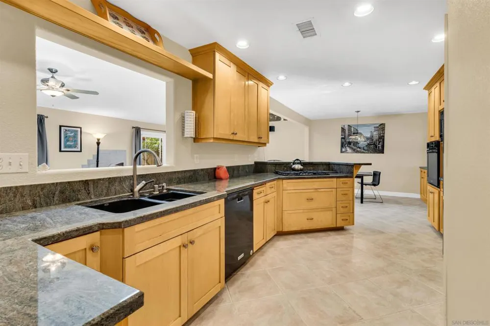7310 Hamlet Ave. San Diego, CA 92120