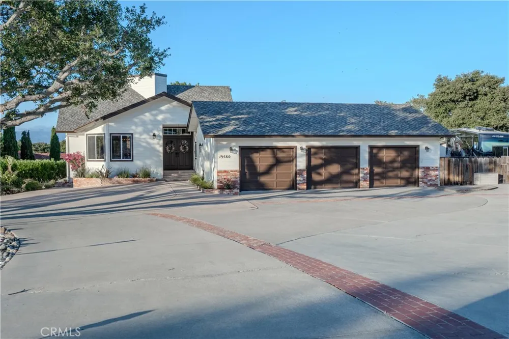 19580 Redding Salinas, CA 93908
