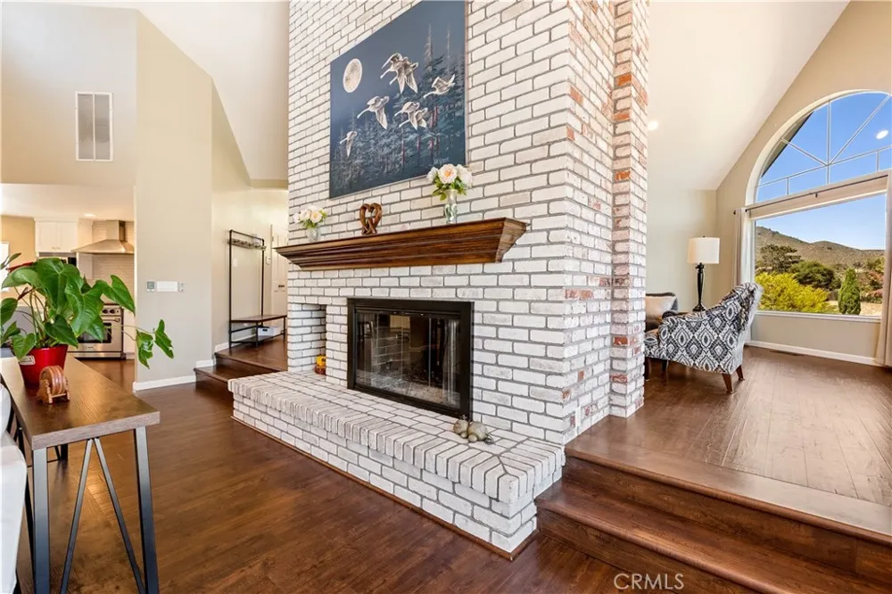 19580 Redding Salinas, CA 93908