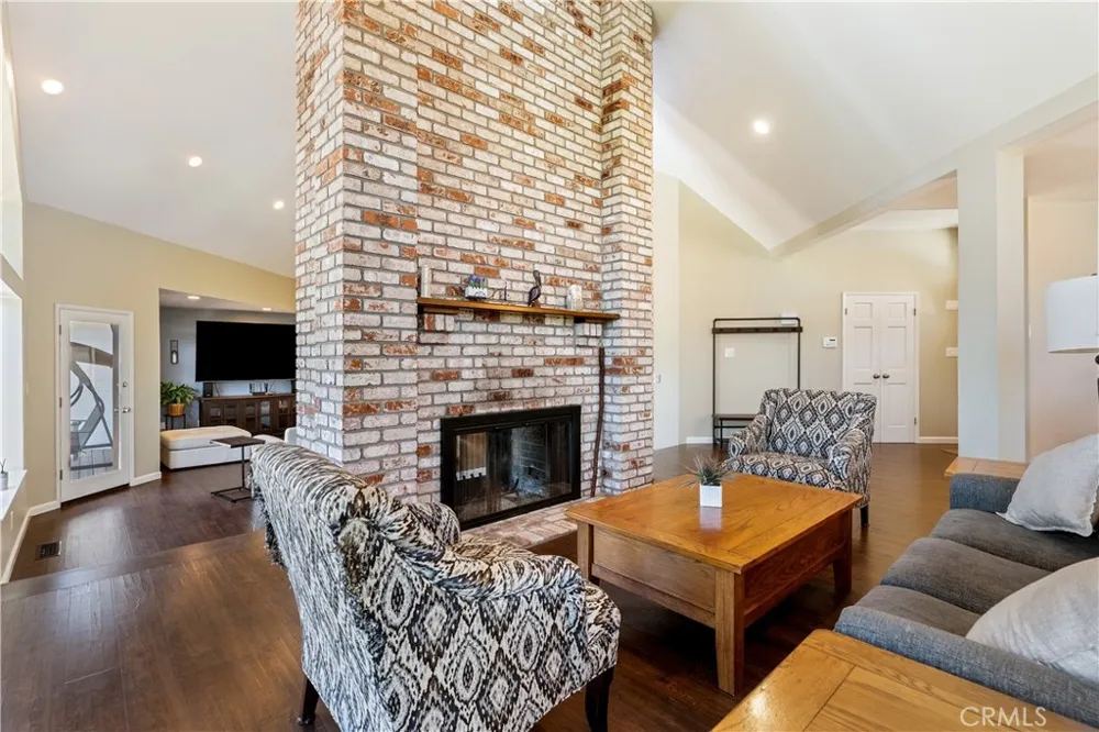 19580 Redding Salinas, CA 93908