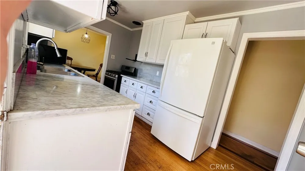 1754 256th Lomita, CA 90717