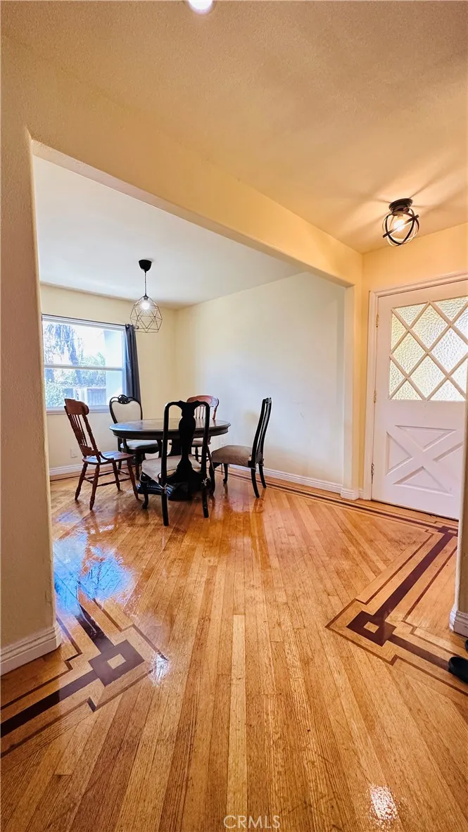 1754 256th Lomita, CA 90717