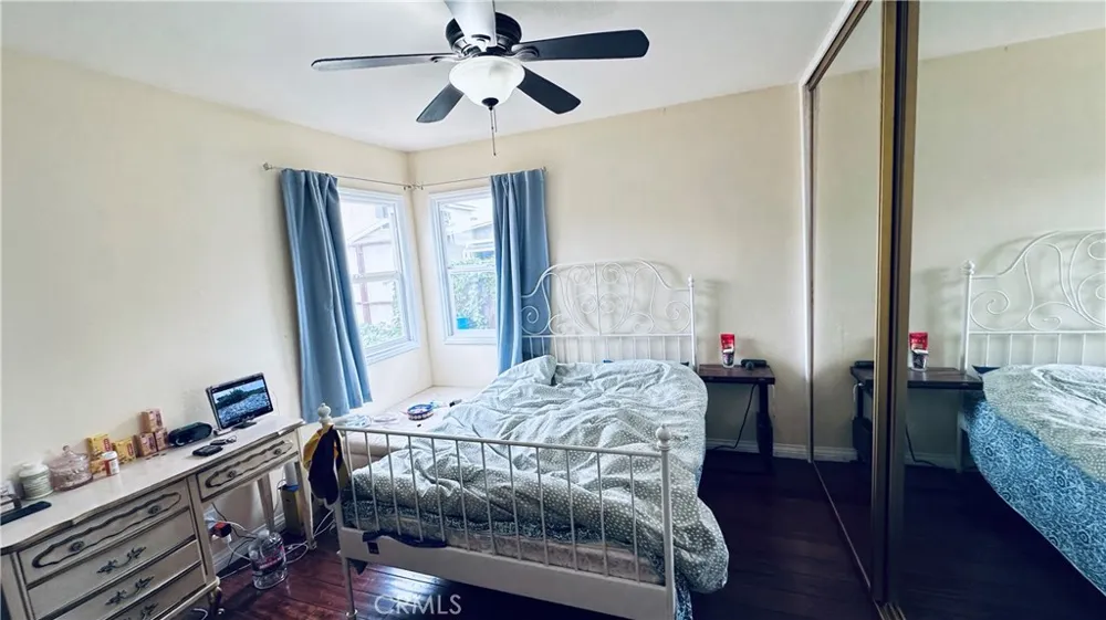 1754 256th Lomita, CA 90717