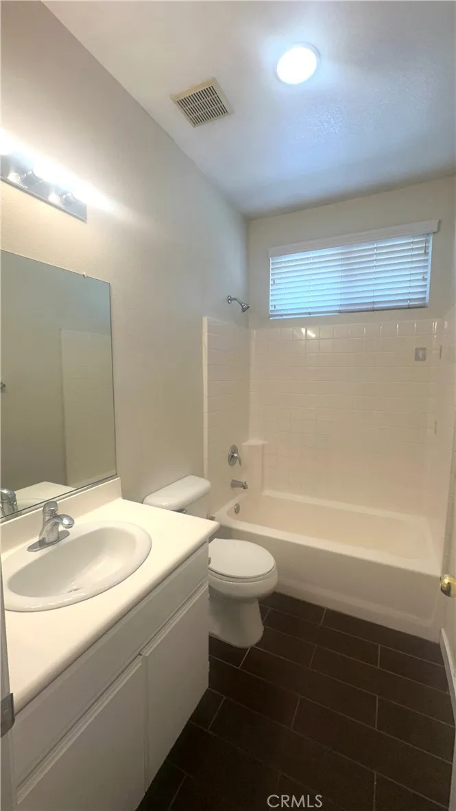 14990 Leaf Lane Victorville, CA 92394