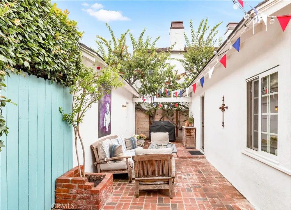 2632 Vista Drive Newport Beach, CA 92663
